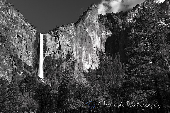 Bridalveil Falls - Yosemite National Park