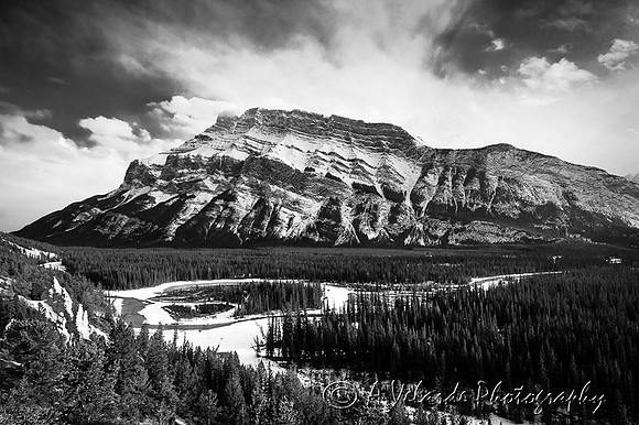 Rundle Mountain - Canada