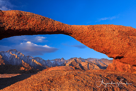 Lathe Arch - Alabama Hills